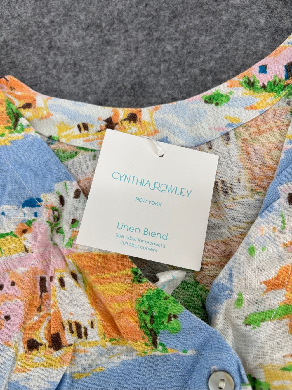Cynthia Rowley New York Greek Isle
Linen Blend Button Back shirt
NWT XS - Picture 6 of 10